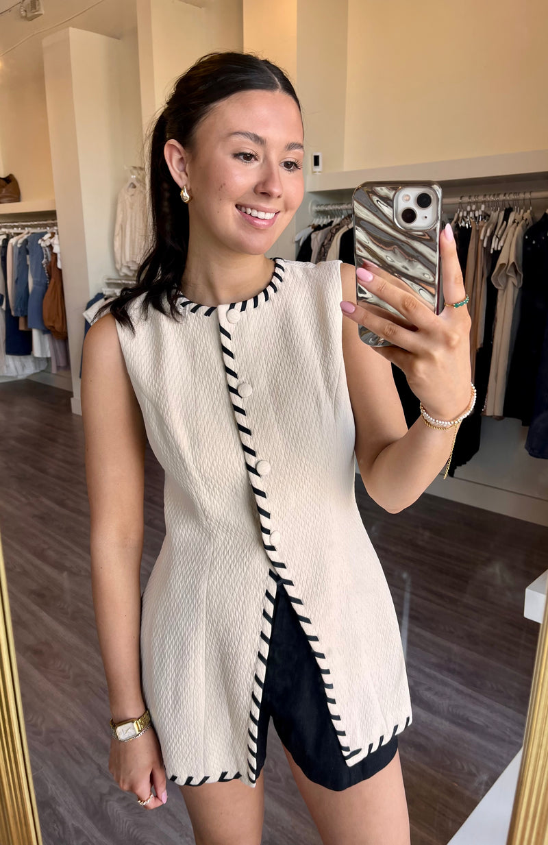 SE1762 Ivory Vest w/ Black Detail