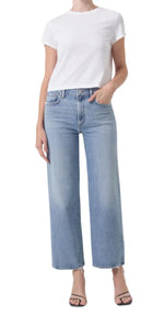 AG1554 Harper Crop- Hassle